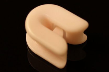 K19-1-B Centrehook Ceramic Yarn Guide